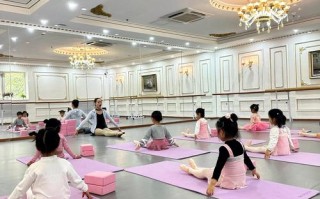 成都舞蹈教师技巧培训班如何提升教学能力？