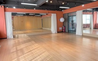 成都舞蹈全日制培训学校哪家好？