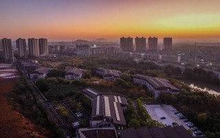 湖北美术学院藏龙岛校区有何特色？