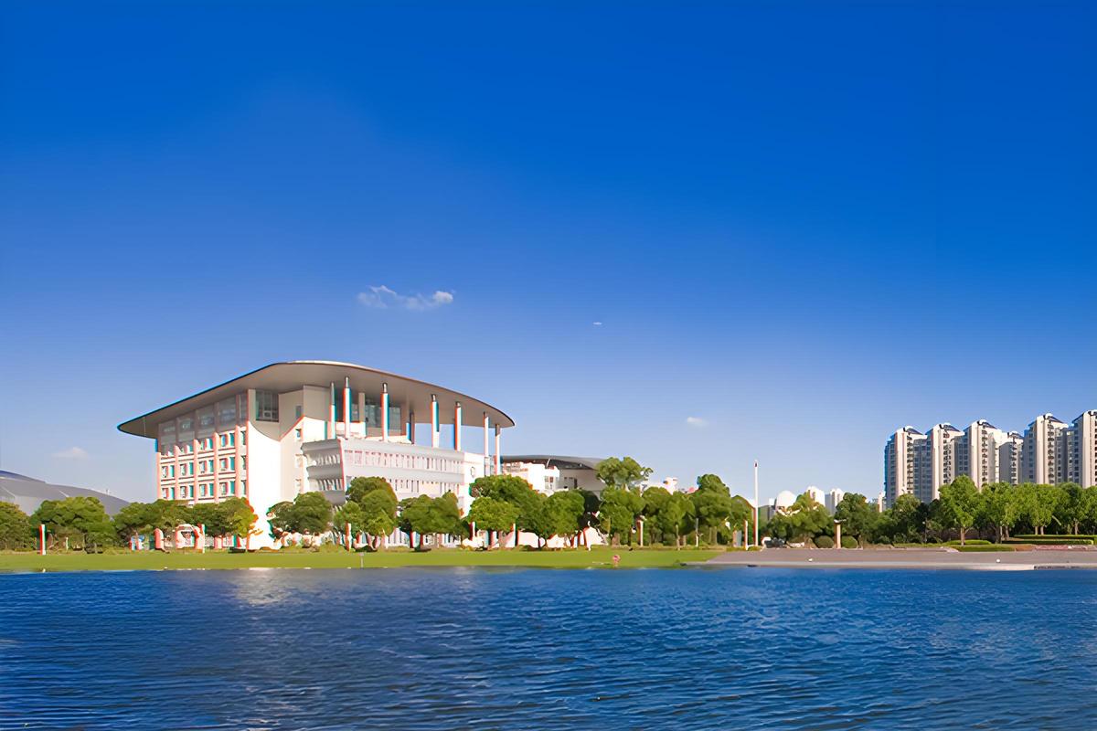 复旦大学上海视觉艺术学院美术学院有何特色？-第2张图片-泰美艺术培训