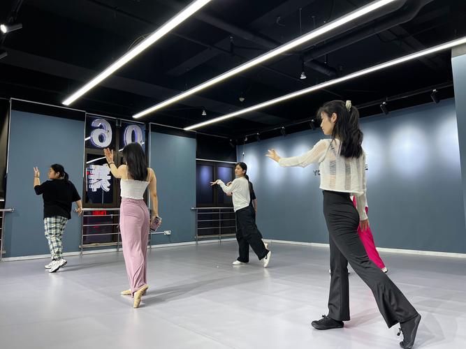 北京舞蹈学院音乐剧培训如何提升专业能力？-第2张图片-泰美艺术培训