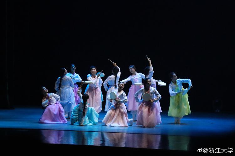 浙江省艺术职业学院舞蹈-第3张图片-泰美艺术培训
