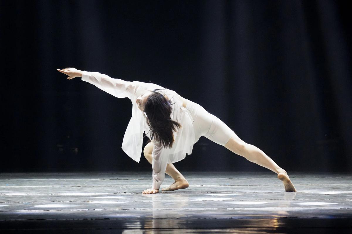 陕师大舞蹈艺术生日常训练有多刻苦？-第1张图片-泰美艺术培训