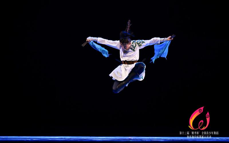 零基础男生适合跳什么舞蹈剧目?-第2张图片-泰美艺术培训 零基础男生适合跳什么舞蹈剧目?-第2张图片-泰美艺术培训