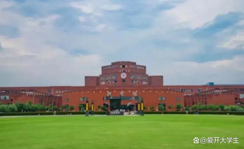 江西师范大学美术学院实力如何?-第1张图片-泰美艺术培训 江西师范大学美术学院实力如何?-第1张图片-泰美艺术培训