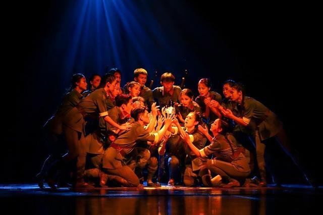 湖北师范大学舞蹈表演系有何特色与优势?-第1张图片-泰美艺术培训 湖北师范大学舞蹈表演系有何特色与优势?-第1张图片-泰美艺术培训