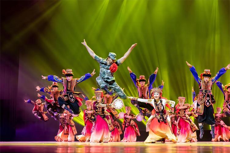 新疆师范大学舞蹈招生条件是什么?-第2张图片-泰美艺术培训 新疆师范大学舞蹈招生条件是什么?-第2张图片-泰美艺术培训