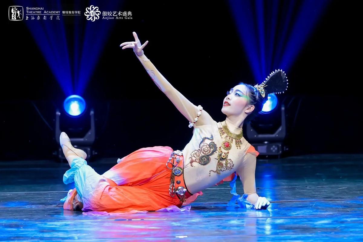 上海戏剧学院舞蹈系几本-第2张图片-泰美艺术培训 上海戏剧学院舞蹈系几本-第2张图片-泰美艺术培训