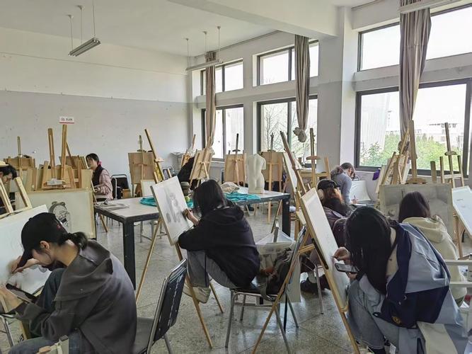 云南美术高考培训怎么选？-第1张图片-泰美艺术培训