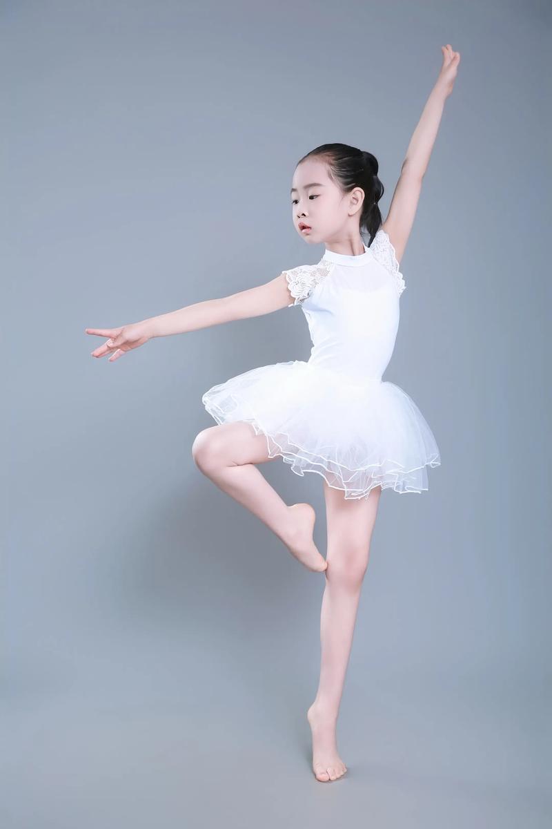 给女孩选择什么样的舞蹈-第1张图片-泰美艺术培训 给女孩选择什么样的舞蹈-第1张图片-泰美艺术培训