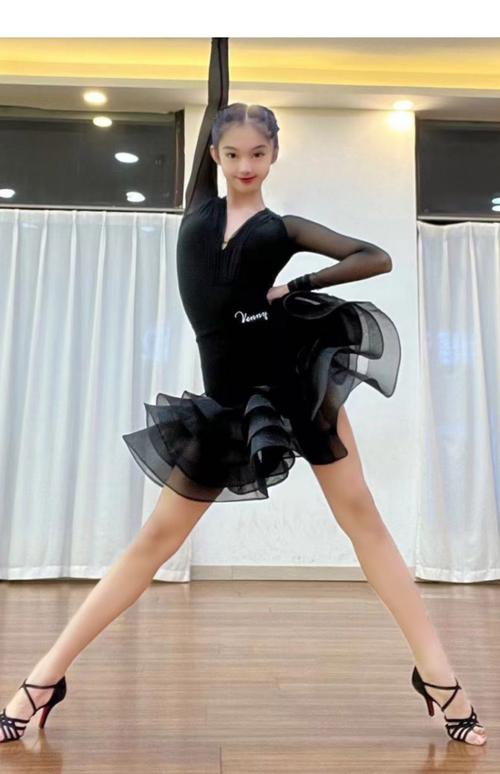 十八岁学舞蹈学什么最好-第1张图片-泰美艺术培训 十八岁学舞蹈学什么最好-第1张图片-泰美艺术培训