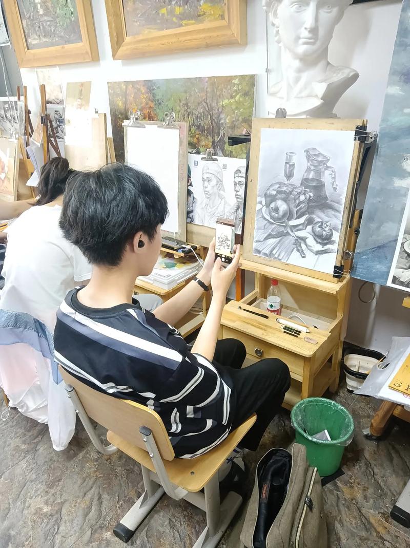非美术生参加美术高考集训可行吗？-第2张图片-泰美艺术培训