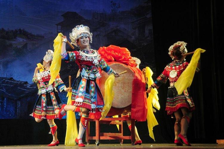 吉首大学民族舞蹈有何独特魅力？-第2张图片-泰美艺术培训