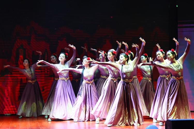 郑大舞蹈2025招生何时开始？-第2张图片-泰美艺术培训