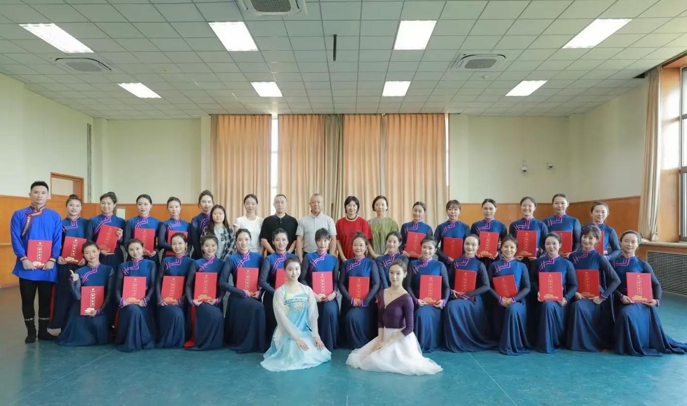 北京舞蹈学院成人进修班怎么报？-第3张图片-泰美艺术培训