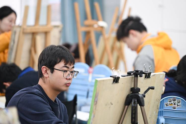 2025江苏高考美术生政策有何变化？-第2张图片-泰美艺术培训