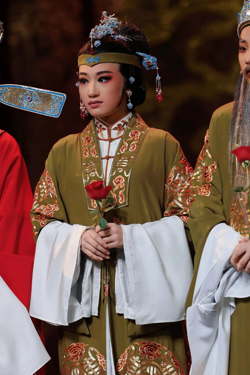 浙江音乐学院老师如何演绎越剧?-第3张图片-泰美艺术培训 浙江音乐学院老师如何演绎越剧?-第3张图片-泰美艺术培训