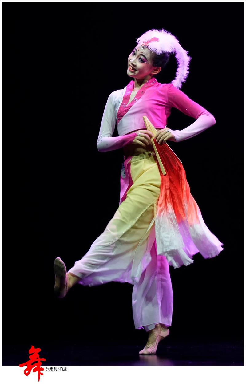 舞蹈艺术生跨界演戏，可行吗？-第1张图片-泰美艺术培训