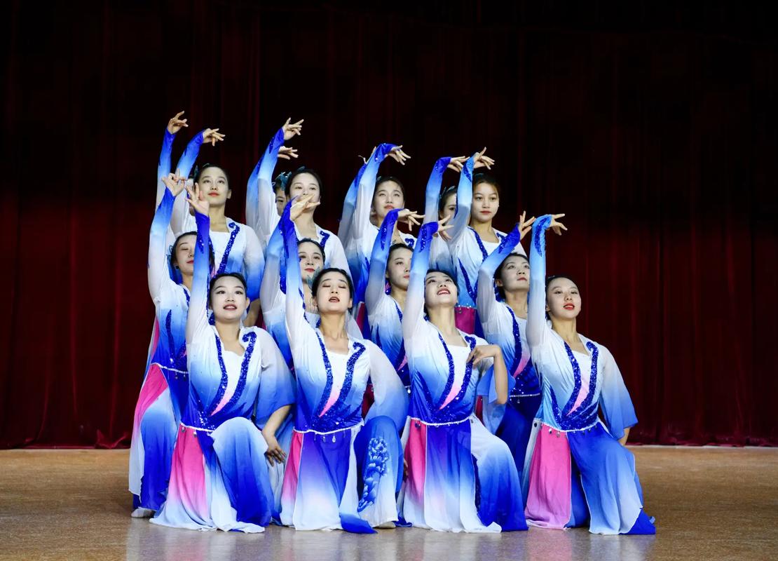 玉溪师范舞蹈系学费是多少？-第2张图片-泰美艺术培训