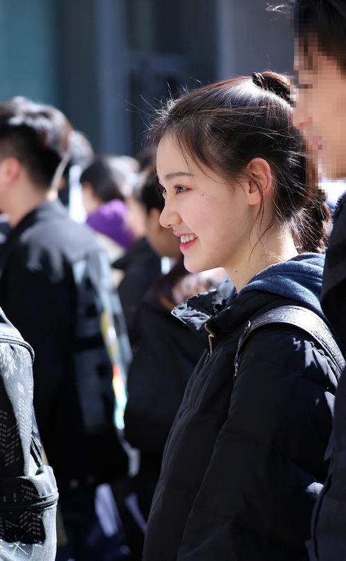 2011年北电艺考美女现状如何？-第2张图片-泰美艺术培训