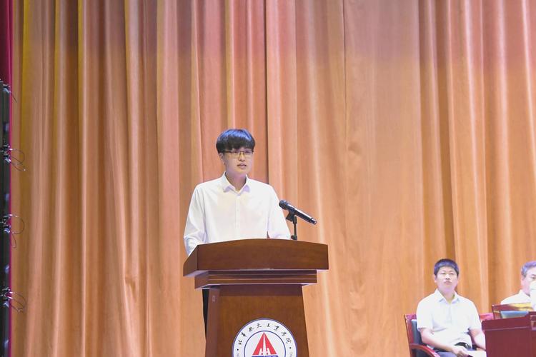 2025厦大美术生招生有何新变化?-第3张图片-泰美艺术培训 2025厦大美术生招生有何新变化?-第3张图片-泰美艺术培训