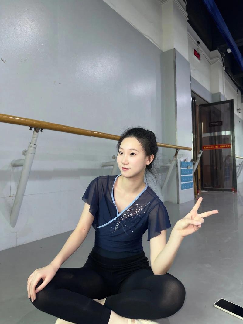 江南大学舞蹈系现场确认-第2张图片-泰美艺术培训