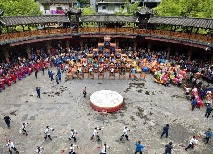 吉首哪里能学舞蹈？-第3张图片-泰美艺术培训