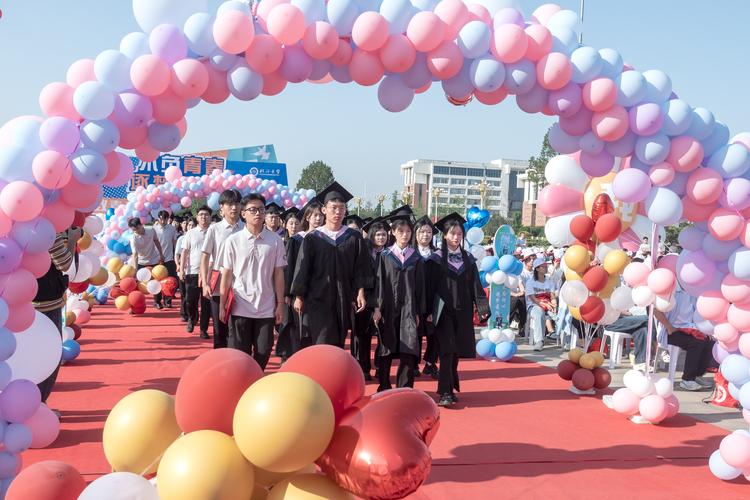 临沂大学2025年艺考何时报名?-第3张图片-泰美艺术培训 临沂大学2025年艺考何时报名?-第3张图片-泰美艺术培训