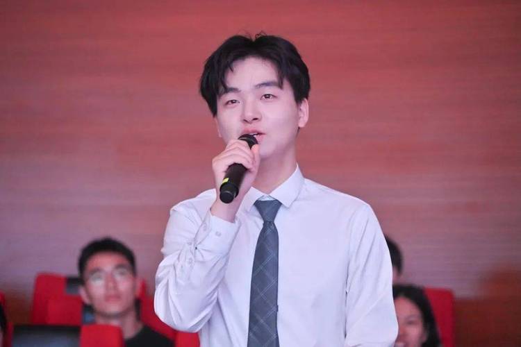 2025南师音乐研究生报考条件是什么？-第1张图片-泰美艺术培训