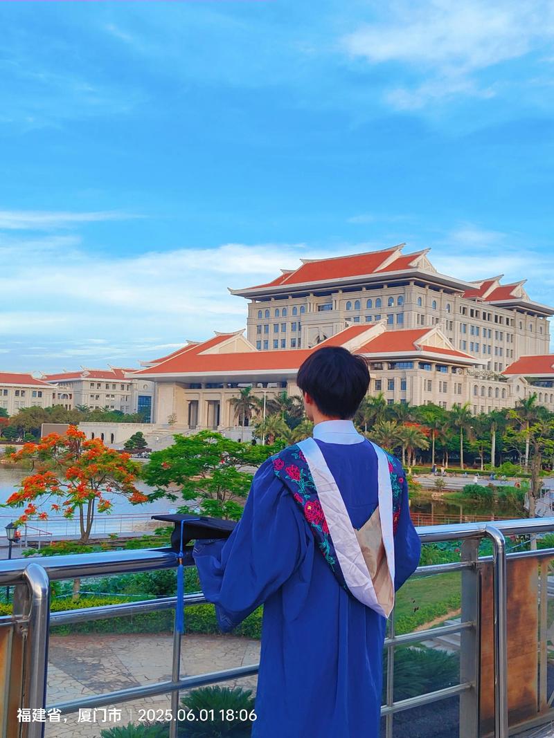 厦门大学2025美术生-第3张图片-泰美艺术培训