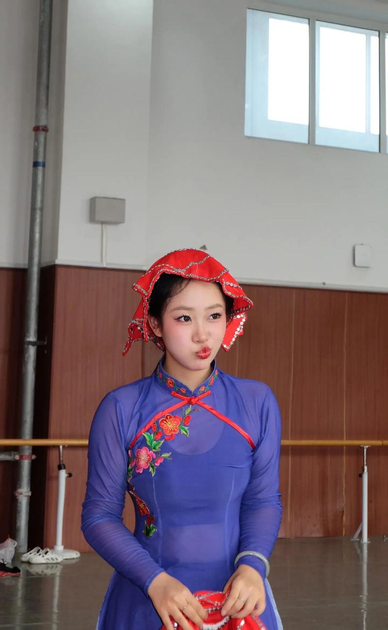 200多分能上内蒙古的舞蹈大学吗？-第2张图片-泰美艺术培训