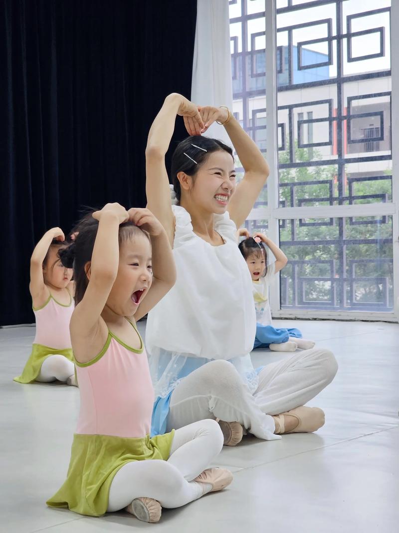 学校舞蹈老师需求大吗？-第1张图片-泰美艺术培训