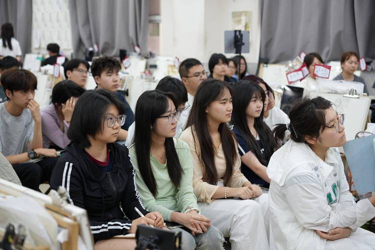 18年美术联考学校有哪些？-第3张图片-泰美艺术培训