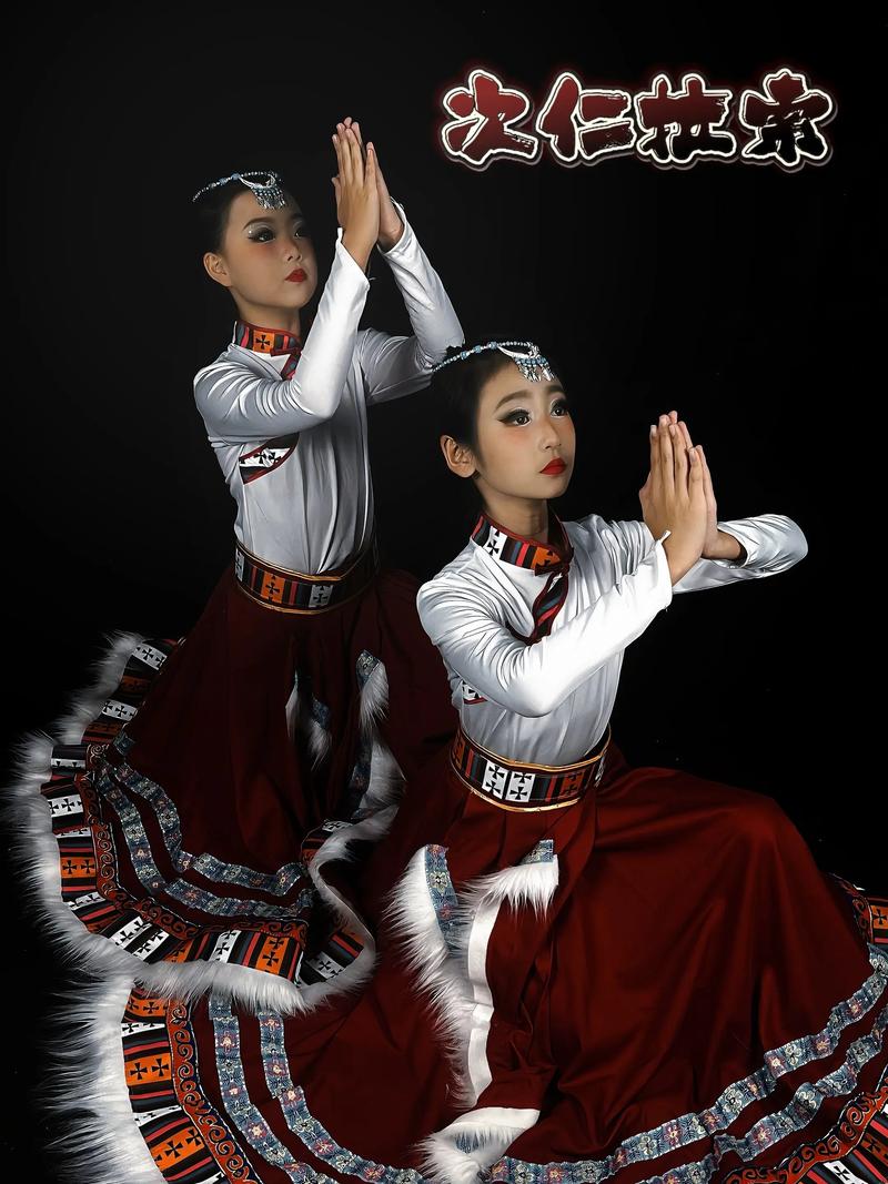 民族舞舞蹈视频如何跳才标准有效?-第3张图片-泰美艺术培训 民族舞舞蹈视频如何跳才标准有效?-第3张图片-泰美艺术培训