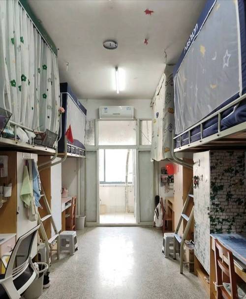 本科舞蹈学院宿舍哪家好？-第1张图片-泰美艺术培训