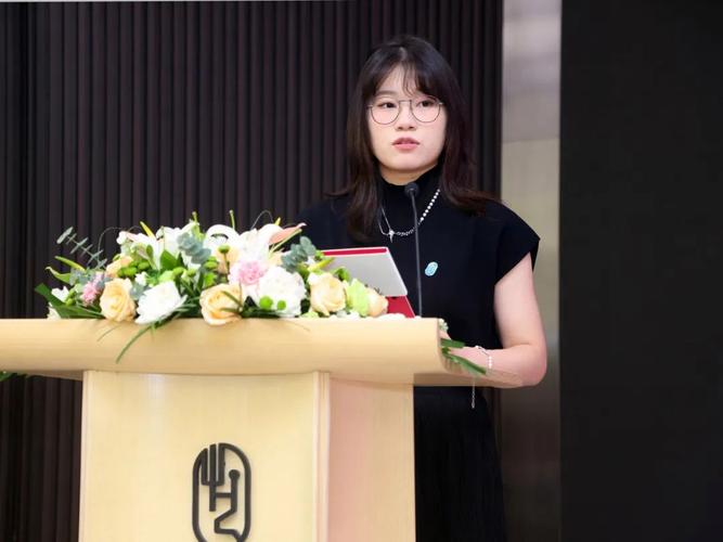 清华大学美院研究生如何培养艺术创新力？-第2张图片-泰美艺术培训