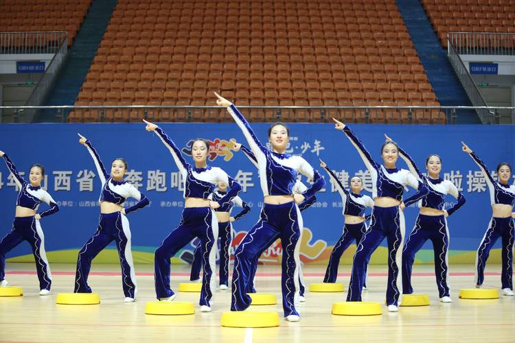 舞蹈表演专业健美操方向学什么？-第1张图片-泰美艺术培训