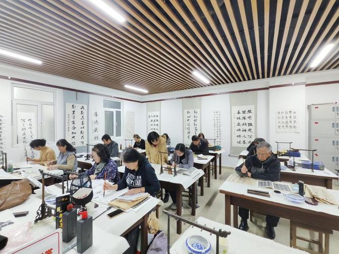 乌鲁木齐书法美术培训-第3张图片-泰美艺术培训 乌鲁木齐书法美术培训-第3张图片-泰美艺术培训