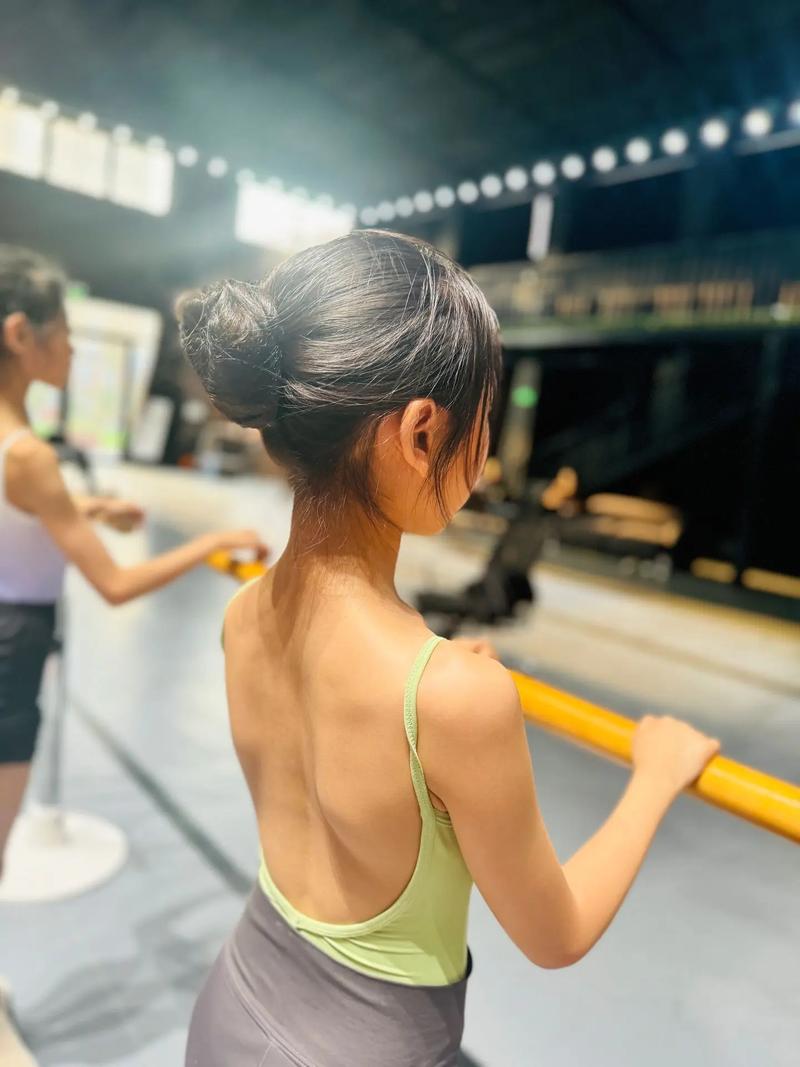 北电艺考文常2025考什么？-第2张图片-泰美艺术培训