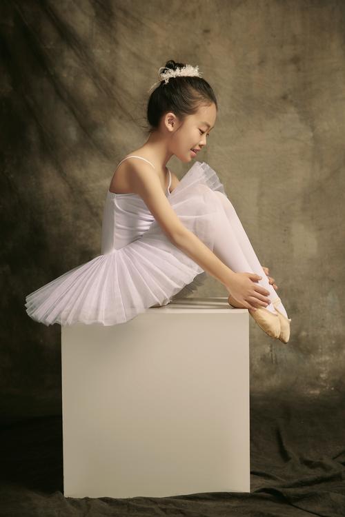 什么舞蹈最能提升孩子气质?-第1张图片-泰美艺术培训 什么舞蹈最能提升孩子气质?-第1张图片-泰美艺术培训