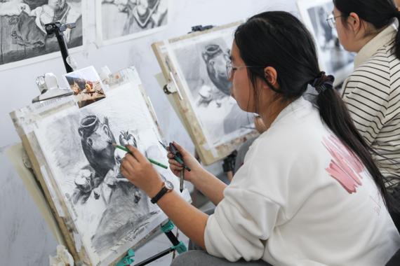 烟台师范大学美术有何特色与优势?-第2张图片-泰美艺术培训 烟台师范大学美术有何特色与优势?-第2张图片-泰美艺术培训