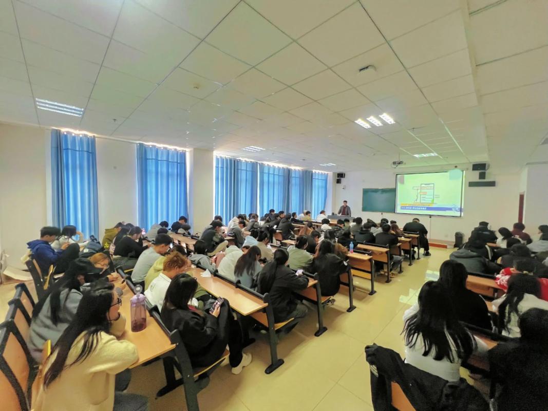 集美大学音乐学院为何出现旷课现象？-第3张图片-泰美艺术培训