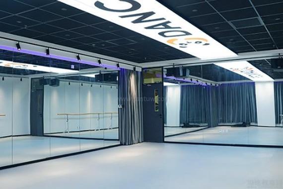 西安艺考传媒培训学校哪家好？-第2张图片-泰美艺术培训