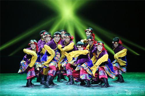 西南民族大学舞蹈专业有何特色？-第2张图片-泰美艺术培训