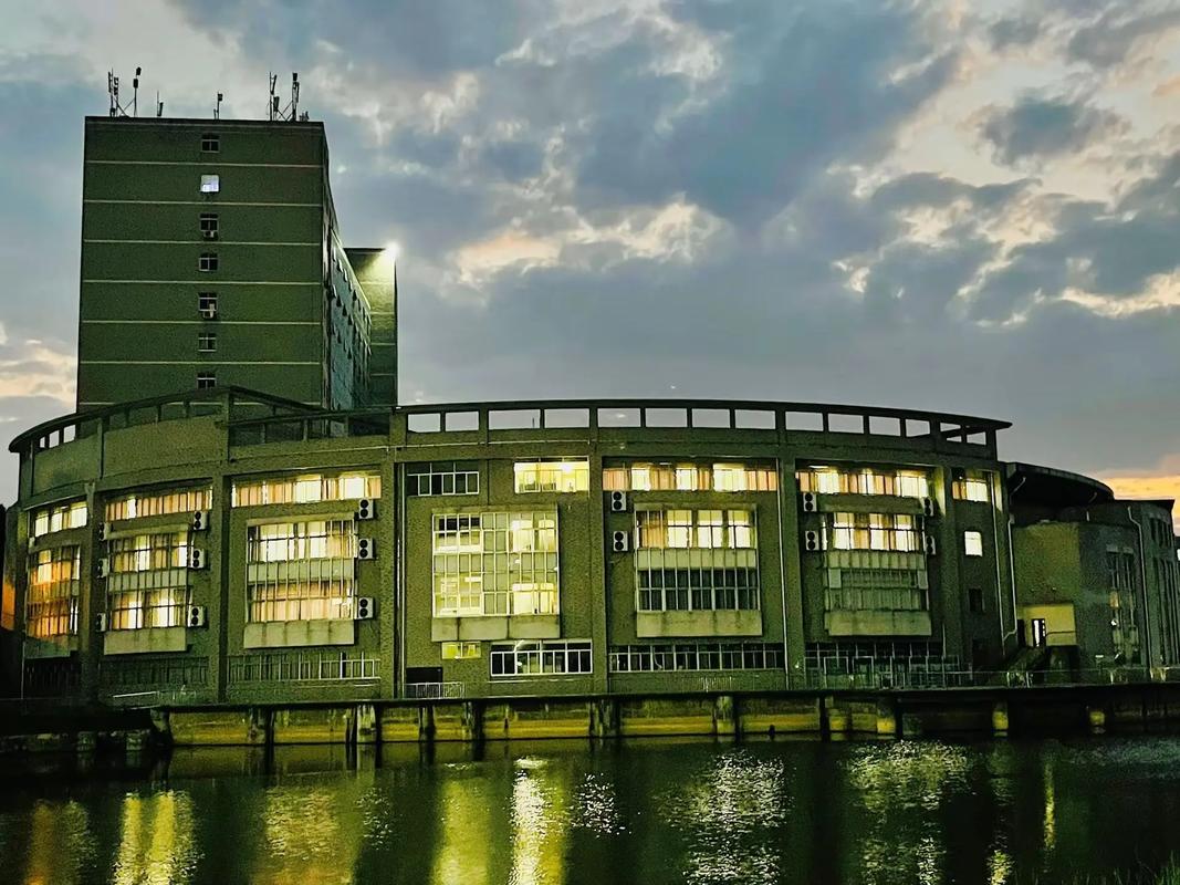 邵阳学院美术2025招生计划何时公布？-第1张图片-泰美艺术培训