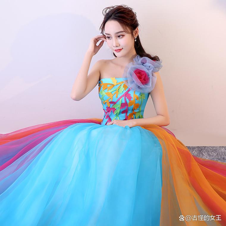 音乐艺考女生便装图，为何引关注？-第2张图片-泰美艺术培训