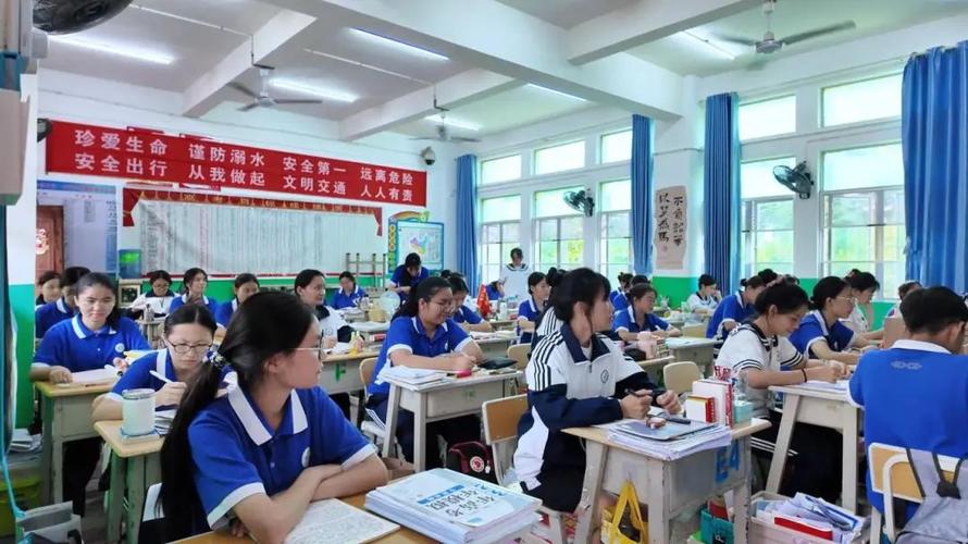 西双版纳学子如何圆梦音乐学院？-第3张图片-泰美艺术培训